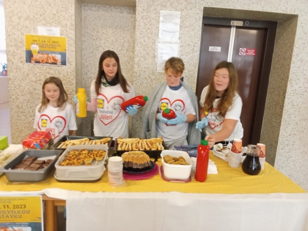 Hotdog velká přestávka 7. – 9. 11. 2023