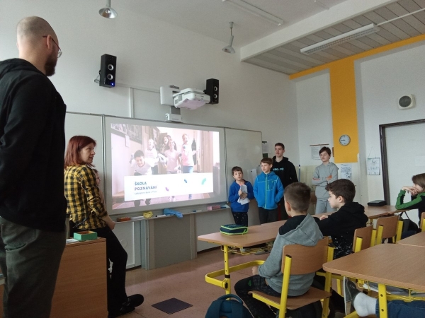 Návštěva Školního parlamentu ze ZŠ Poznávání z Prahy