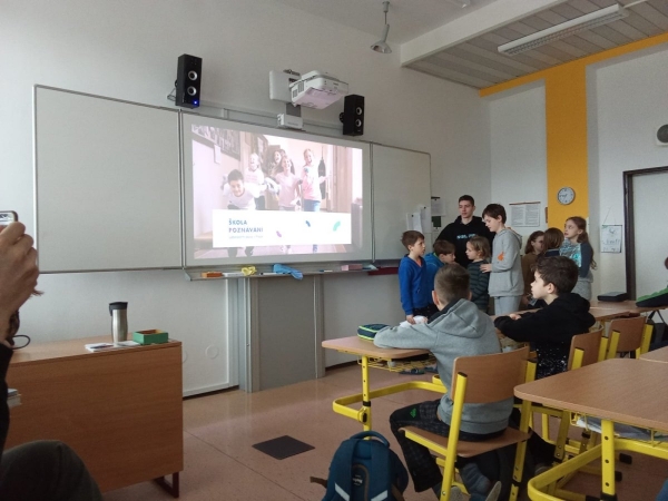Návštěva Školního parlamentu ze ZŠ Poznávání z Prahy