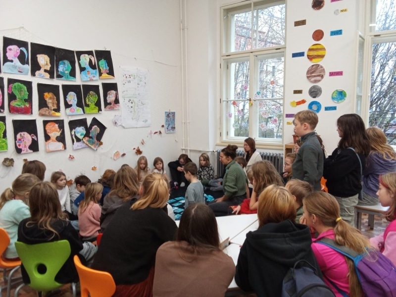 Exkurze Školního parlamentu do ZŠ Poznávání v Praze