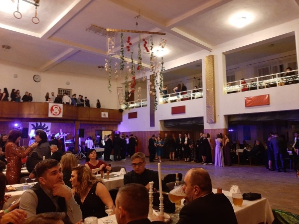 Společenský ples 2025