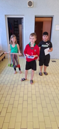 Plavecké závody 3.A, 3.B