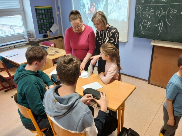 Přáníčka pro štěstí od žáků 1.A a 1.B