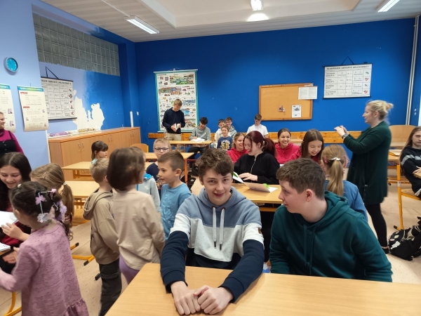 Přáníčka pro štěstí od žáků 1.A a 1.B