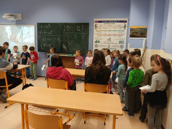 Přáníčka pro štěstí od žáků 1.A a 1.B