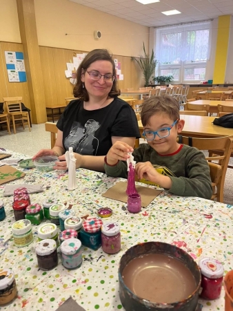 Tvořivé odpoledne ke Dni maminek