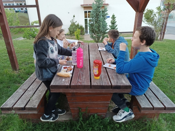 Květnové spaní v školní družině