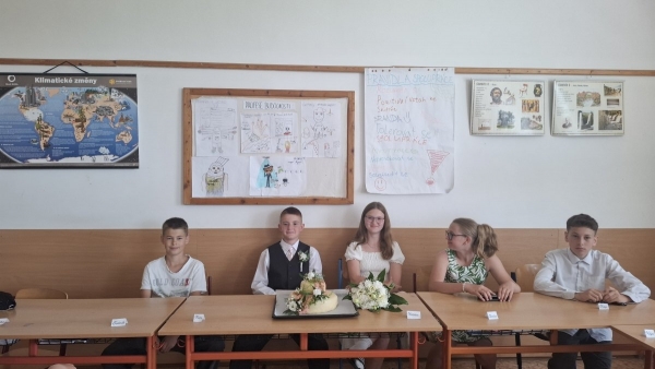 Ve výchově k občanství jsme měli svatbu :)