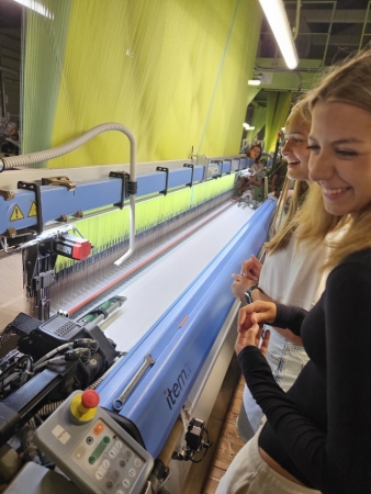 Exkurze 8. třídy – Microtex, Panská sýpka