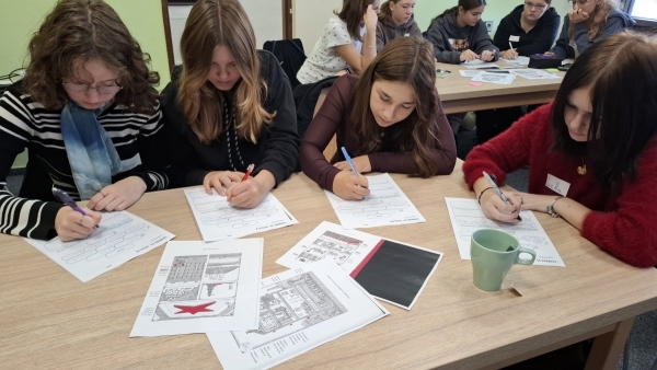 Období komunismu a ilegální přechody hranic