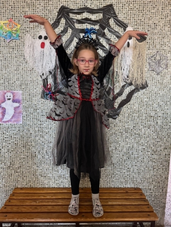 Halloweenské dovádění v první třídě