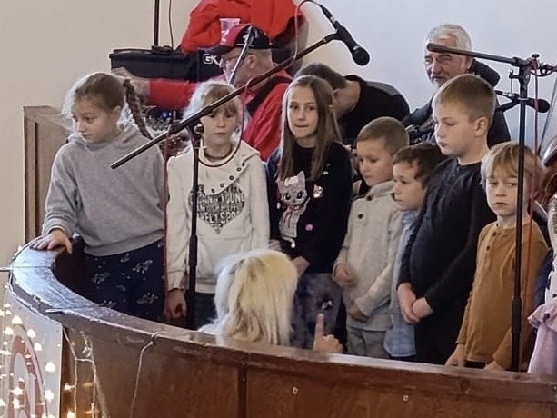 Vystoupení prvňáčků na Vánočním jarmarku