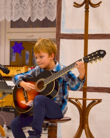 Večírek pro seniory – představení žáků ZUŠ a hudebně-dramatického kroužku