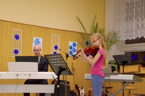 Večírek pro seniory – představení žáků ZUŠ a hudebně-dramatického kroužku