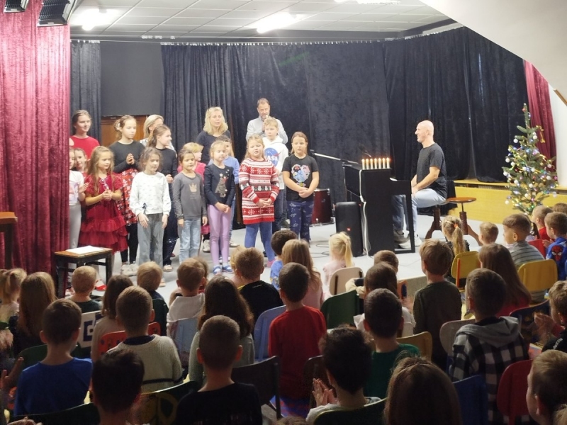 Výchovný koncert ZUŠ Lomnice