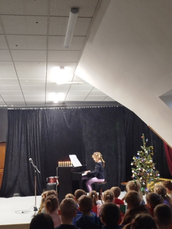 Výchovný koncert ZUŠ Lomnice