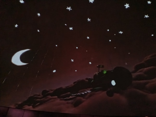 Děti z MŠ navštívily mobilní planetárium