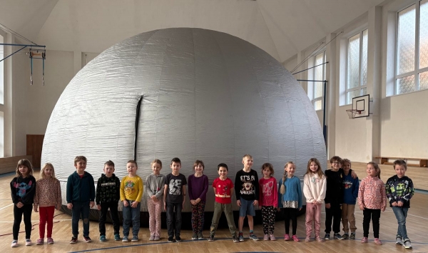 Mobilní planetárium