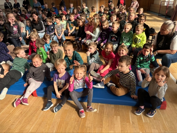 Divadlo Pernštejni ve školce