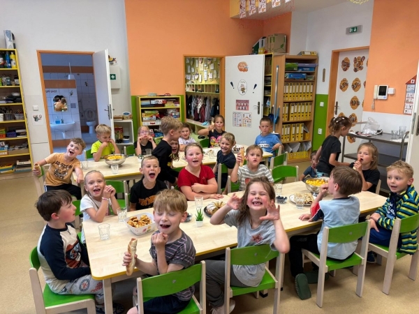 Noc ve školce plná zážitků a odvahy!